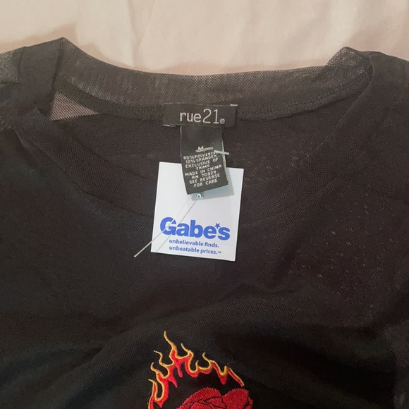 NWT rue 21 long sleeve. - Picture 2 of 2